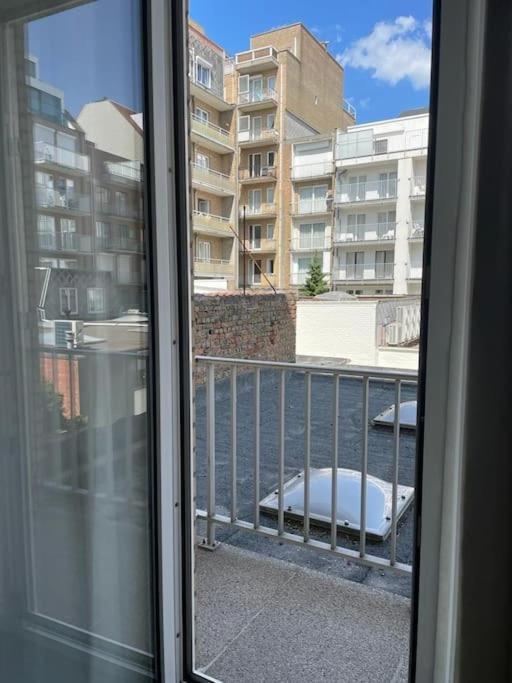 Mooi Met Zijdelings Zeezicht, Op 100 Meter * Knokke-Heist