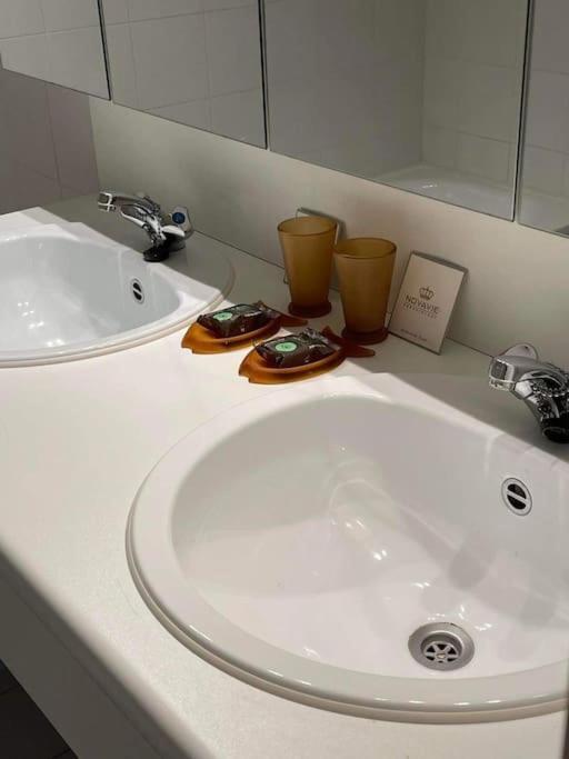 Mooi Met Zijdelings Zeezicht, Op 100 Meter Apartment Knokke-Heist